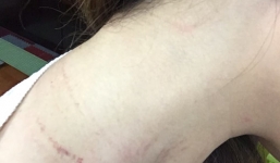 Nữ nhân viên sân bay sợ bị trả thù vì người hành hung là cán bộ sở